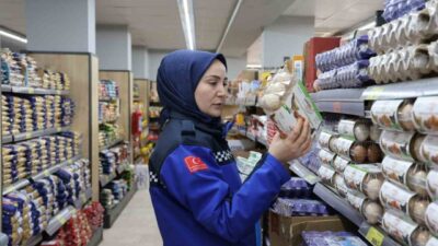 Kocaeli’de zabıta ekipleri, yaklaşan Ramazan ayı öncesinde vatandaşların sağlıklı ve