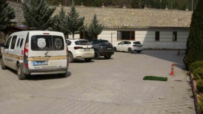 Kastamonu’da apartmanın 8’inci katındaki evinin balkonundan beton zemine düşen genç,