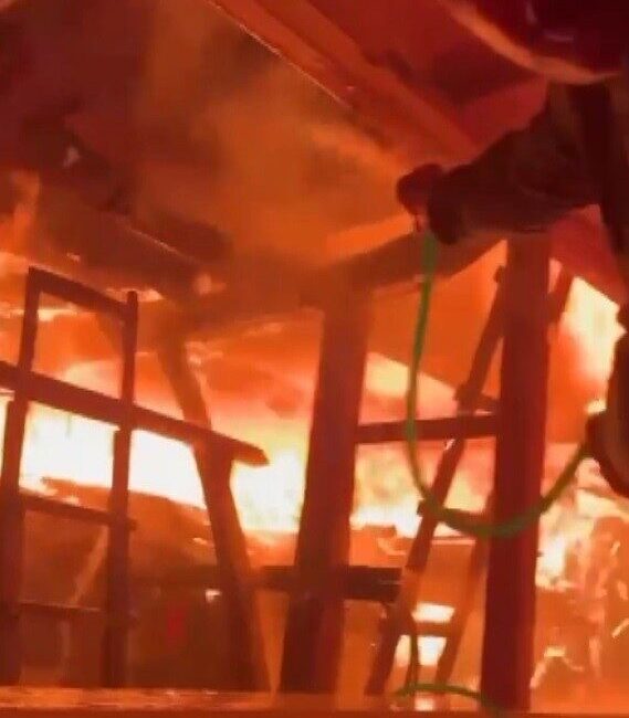 Sakarya’nın Sapanca ilçesinde tek katlı ahşap evin müştemilatında yangın çıktı.