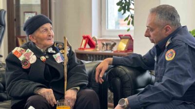 Bilecik İl Jandarma Komutanı Kıdemli Albay Ali Vanlı, 91 yaşındaki