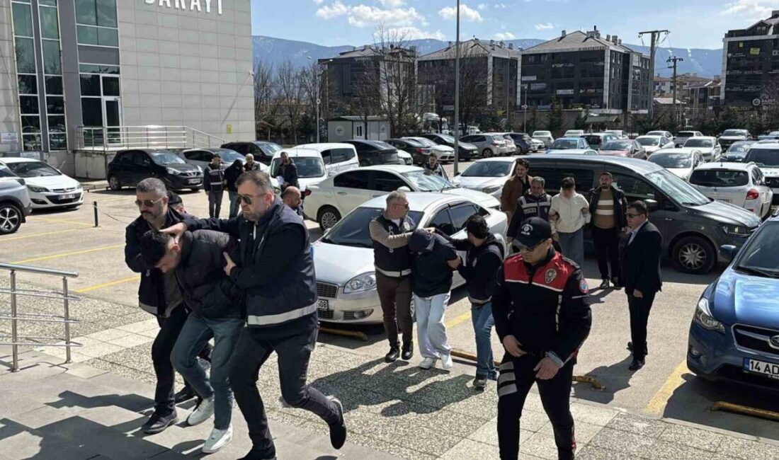 Bolu’da alkollü mekana yönelik silahlı saldırıyla ilgili gözaltına alınan 2’si