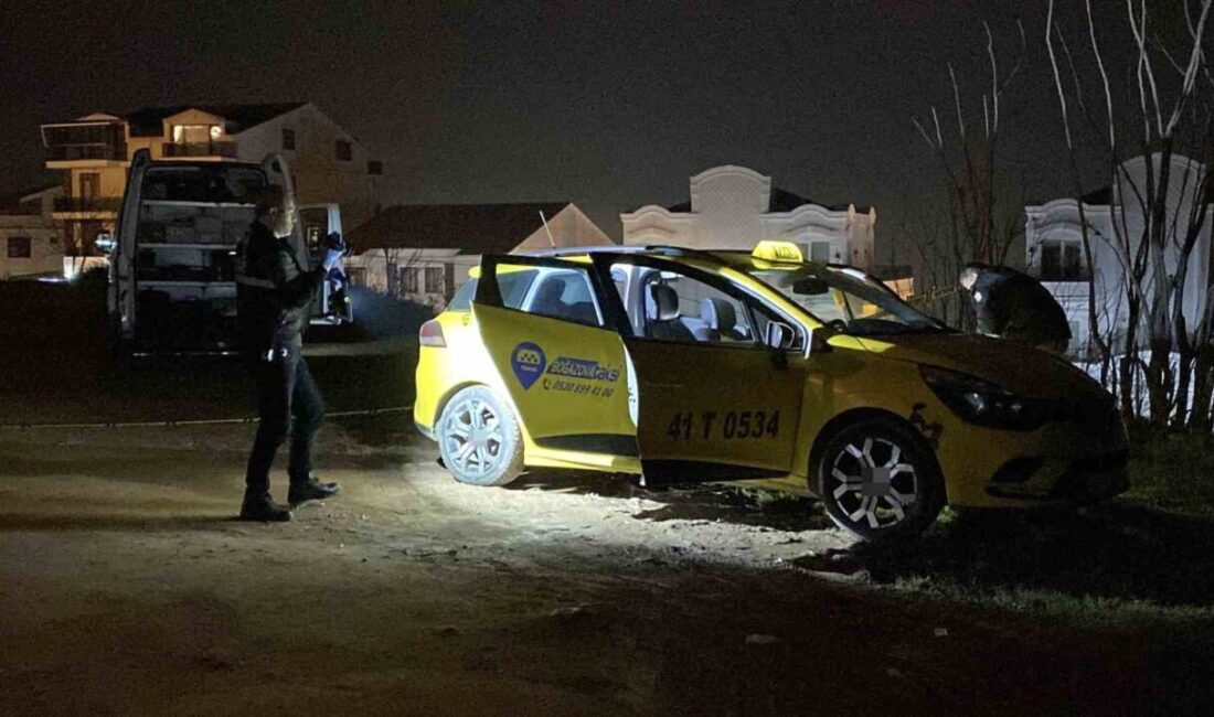 Kocaeli’nin İzmit ilçesinde taksici komşusunu apartmandaki gürültü sebebiyle çıkan tartışmada