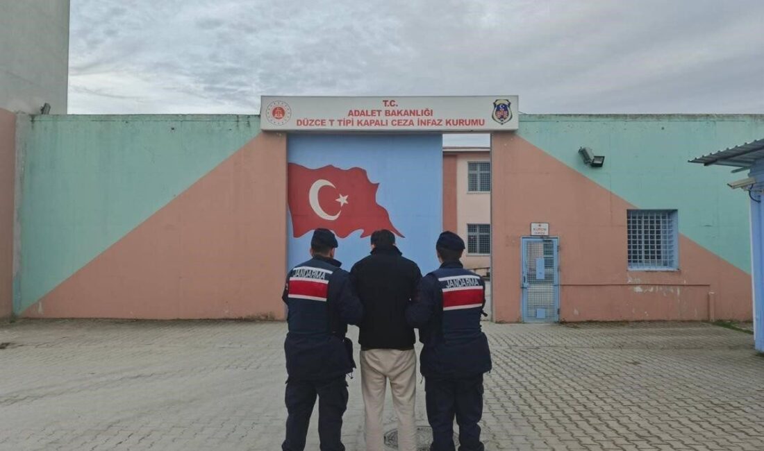 Düzce’de polis ve jandarma ekipleri tarafından yapılan şok denetimlerde 18