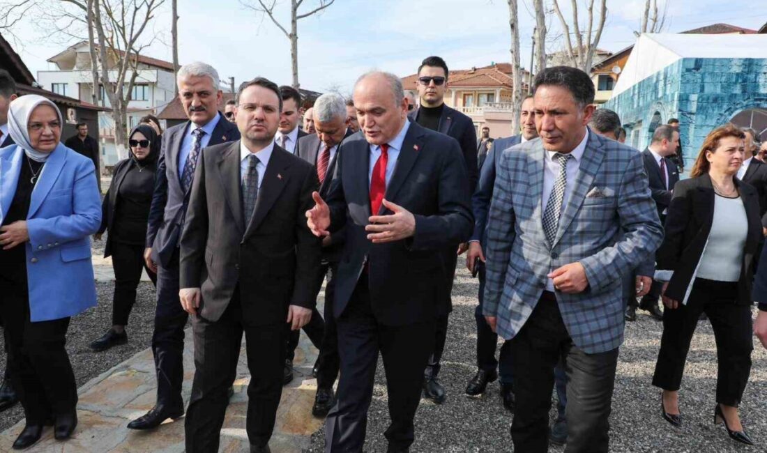 Adalet Bakanı Akın Gürlek, yurt ziyaretleri kapsamında üçüncü durağı Düzce’de