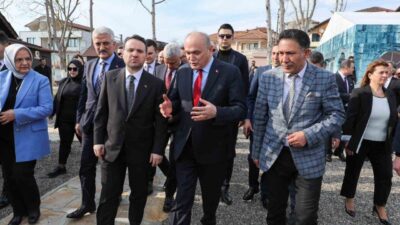 Adalet Bakanı Akın Gürlek, yurt ziyaretleri kapsamında üçüncü durağı Düzce’de