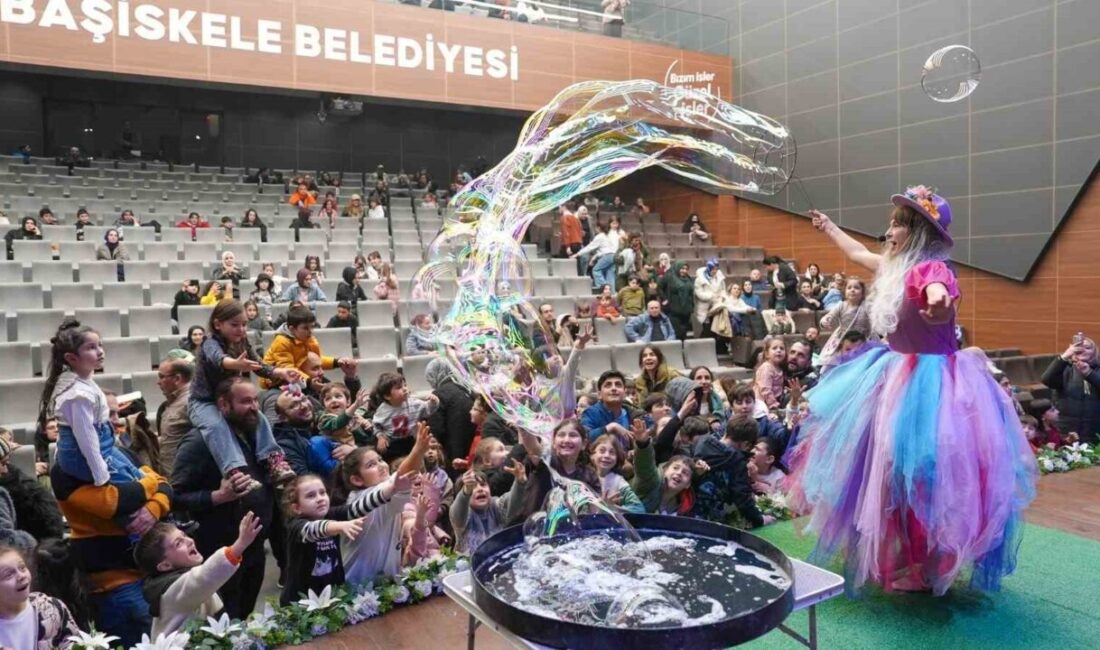 Başiskele’de düzenlenen ramazan etkinlikleri kapsamında çocuklar için özel eğlence programı