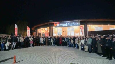 Bilecik Belediye Başkanı Melek Mızrak Subaşı, belediye çalışanlarıyla iftar sofrasında