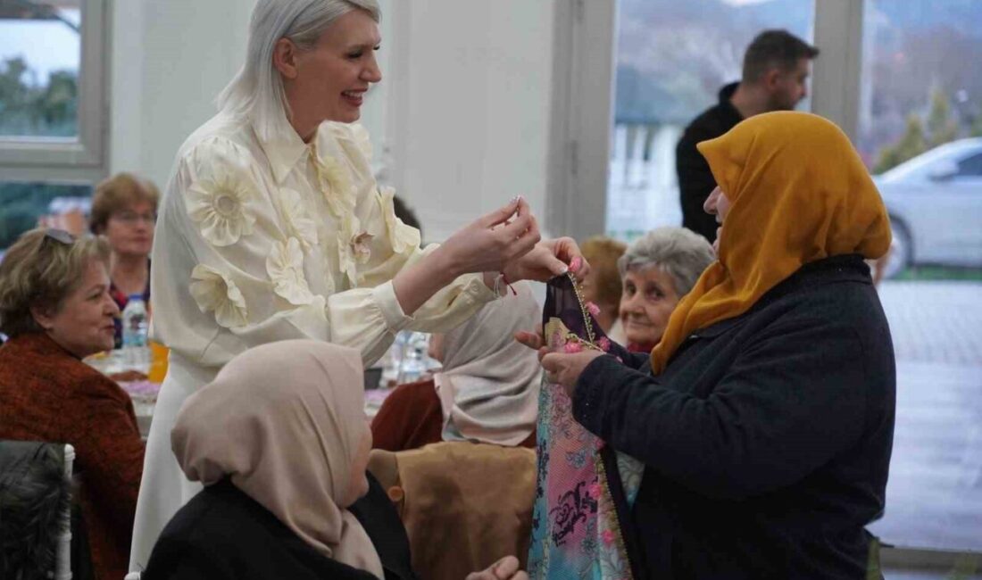 Bilecik Belediye Başkanı Melek Mızrak Subaşı, kentte çeşitli iş ve