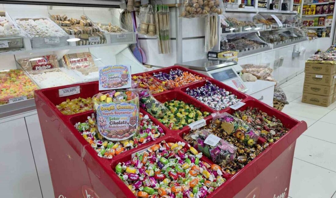 DÜZCE (İHA) – Düzce’de bayram öncesi şeker satışına başlayan esnafın