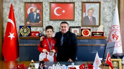 Bilecikli sporcu Yusuf Ata Moralı, Türkiye 2’ncisi oldu. Bursa’da gerçekleşen