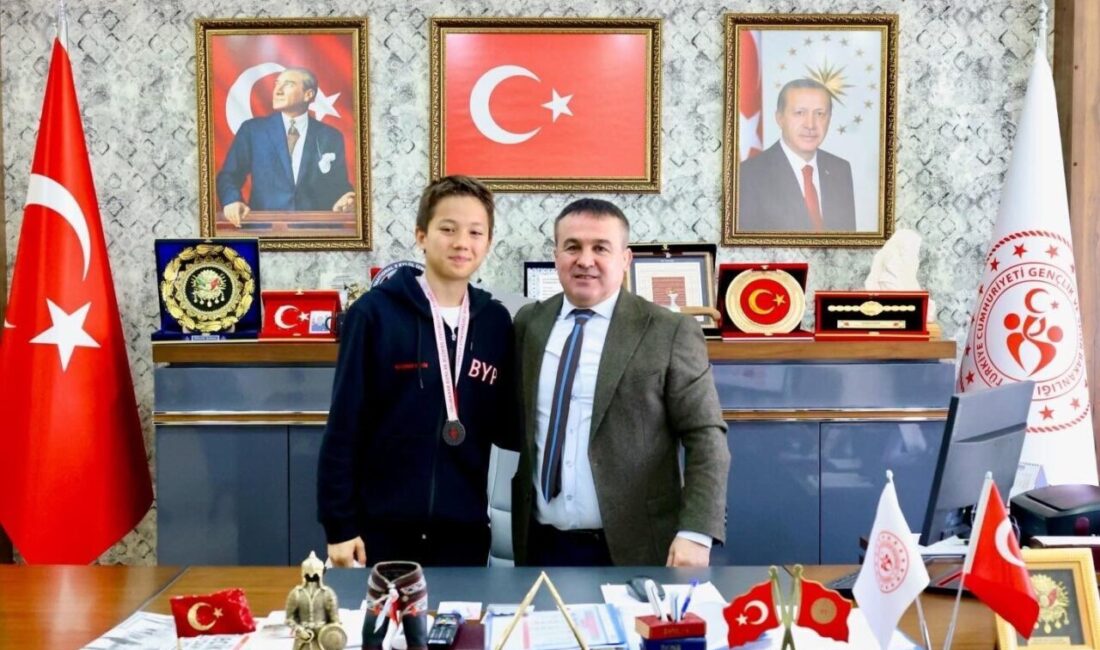 Bilecikli yüzücü Ali Çınar Bilgin milli takım yolunda önemli bir