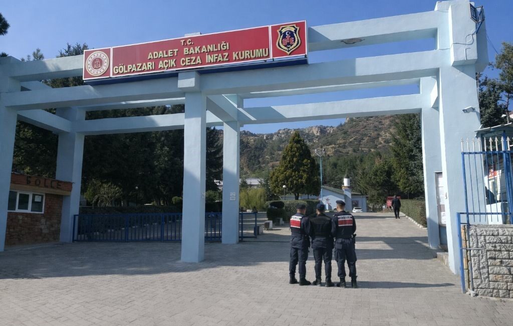 Bilecik İl Jandarma Komutanlığı ekipleri tarafından, hırsızlık suçundan aranan ve