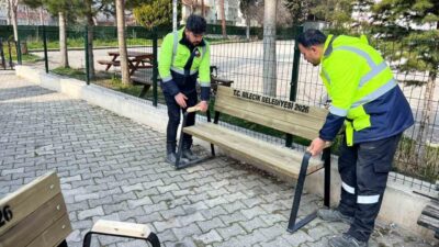 Bilecik Belediyesi Park ve Bahçeler Müdürlüğü ekipleri tarafından yeşillendirme ve