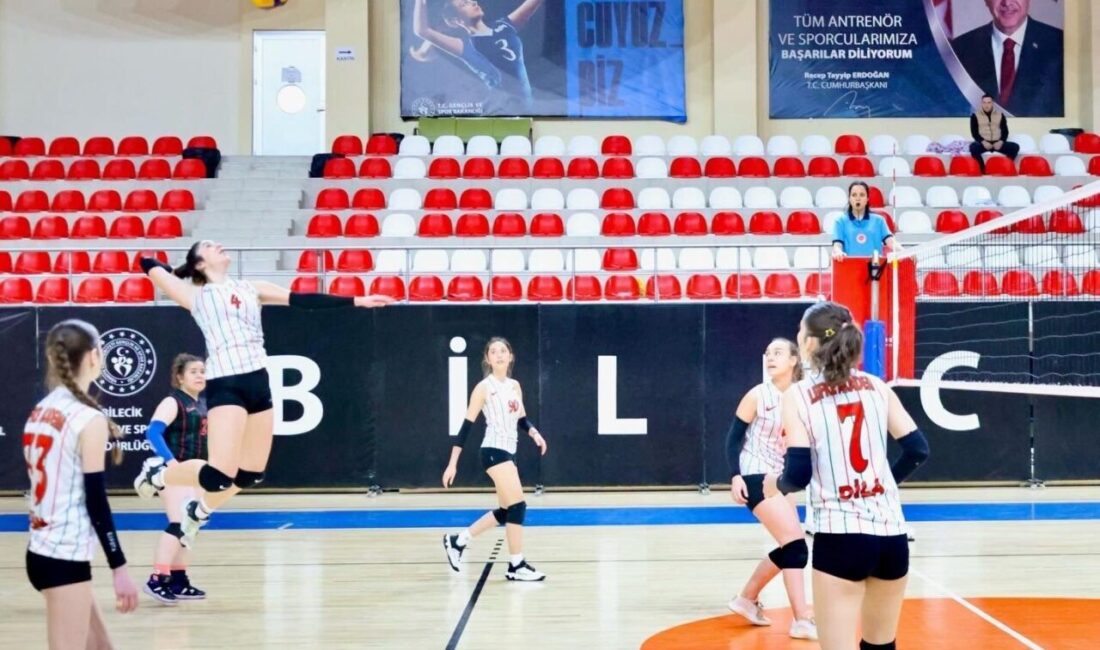 Bilecik’te düzenlenen Türkiye Voleybol Federasyonu Bölgesel Lig Kadınlar grup müsabakaları