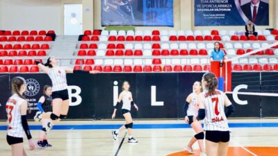 Bilecik’te düzenlenen Türkiye Voleybol Federasyonu Bölgesel Lig Kadınlar grup müsabakaları