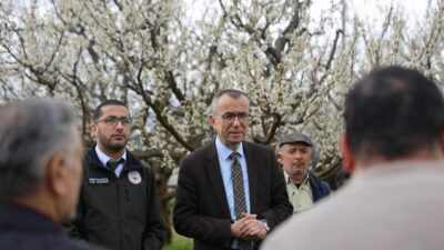 Bilecik’in Gölpazarı ilçesinde üreticilere yönelik budama kursu düzenlendi. Bilecik İl