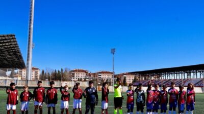 Bilecik’te Okul Spor Faaliyetleri kapsamında düzenlenen Küçük Erkekler Futbol Müsabakaları