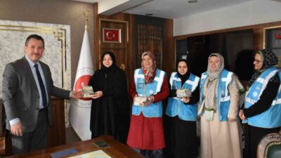 Bilecik Diyanet Gençlik Merkezi Kur’an Kursu öğrencileri, Filistin’e destek oldu.