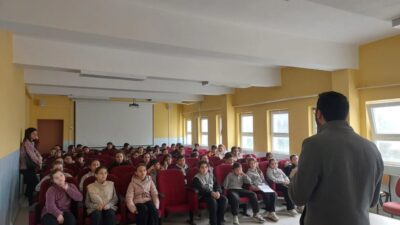 Bilecik’in Yenipazar ilçesinde ortaokul öğrencilerine yönelik ‘Ramazan Bilinci’ konulu konferans