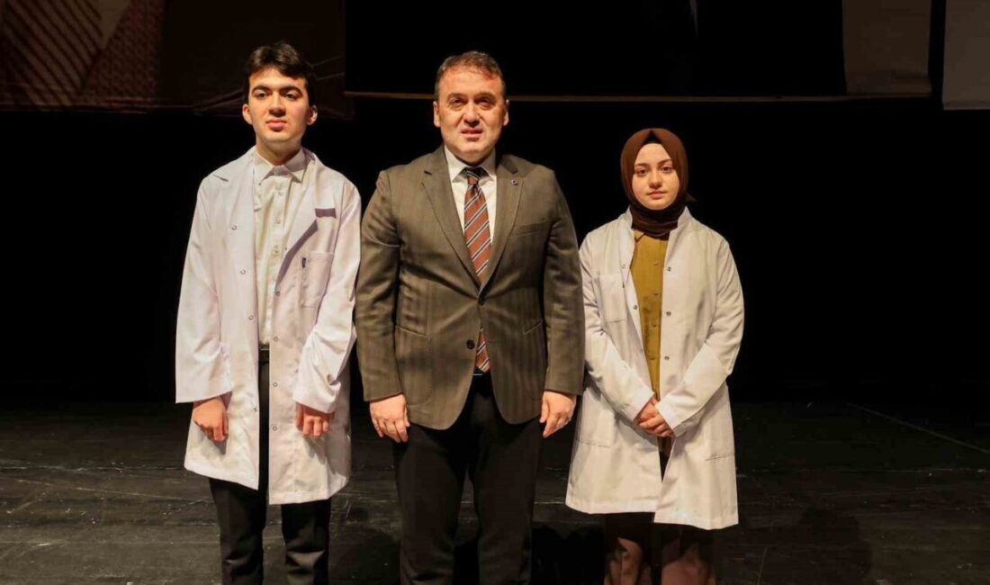 Bilecik Şeyh Edebali Üniversitesi(BŞEÜ) Tıp Fakültesi’nde ‘Beyaz Önlük Giyme Töreni’