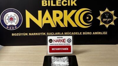 Bilecik’in Bozüyük ilçesinde gerçekleştirilen uyuşturucu operasyonunda 1 şüpheli yakalandı. Bilecik