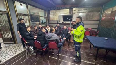 Bilecik’in Vezirhan beldesinde vatandaşlar trafik kurallarını yerinde öğrendi. Vezirhan beldesinde