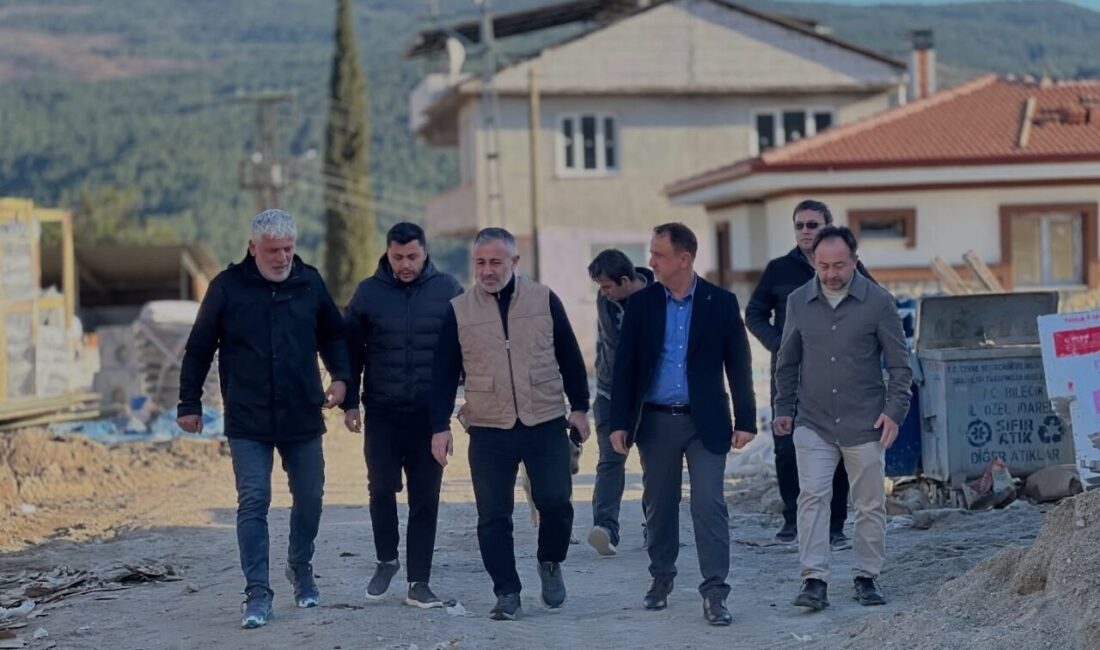 AK Parti Bilecik İl Başkanı Serkan Yıldırım, yangının ardından başlatılan