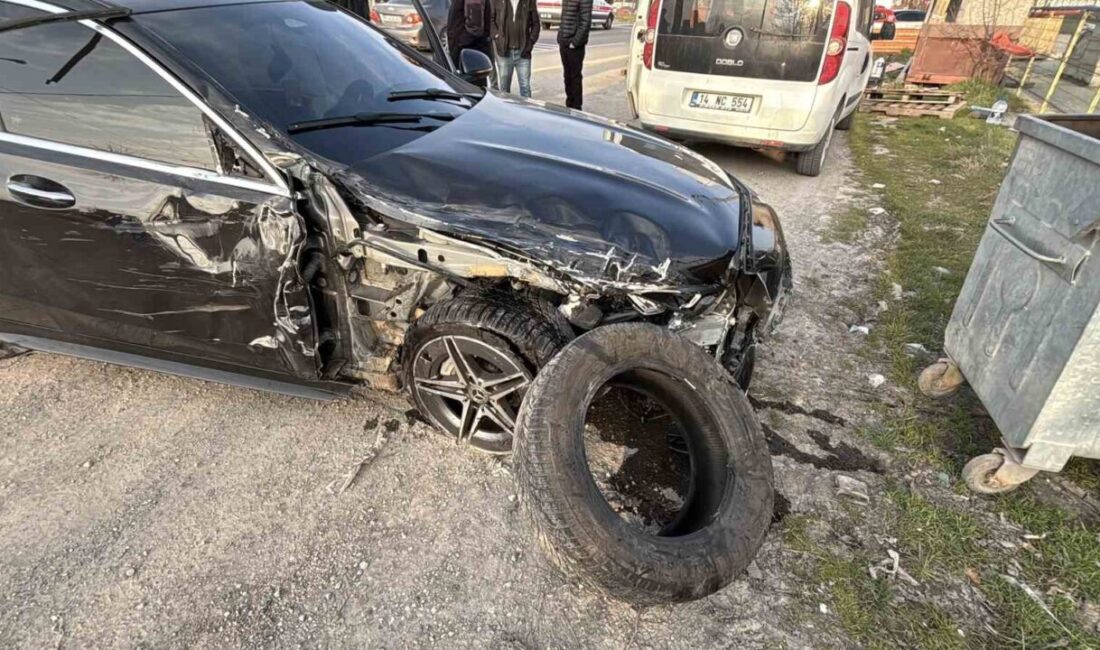 Bolu’da D-100 kara yolunda lüks otomobil ile cipin çarpışması sonucu