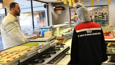 Bolu’da yaklaşan Ramazan Bayramı öncesinde tatlı ve şekerleme üretimi yapan