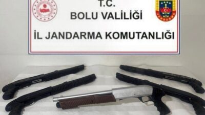 Bolu’da jandarma ekiplerince düzenlenen operasyonda ruhsatsız 5 av tüfeği ele