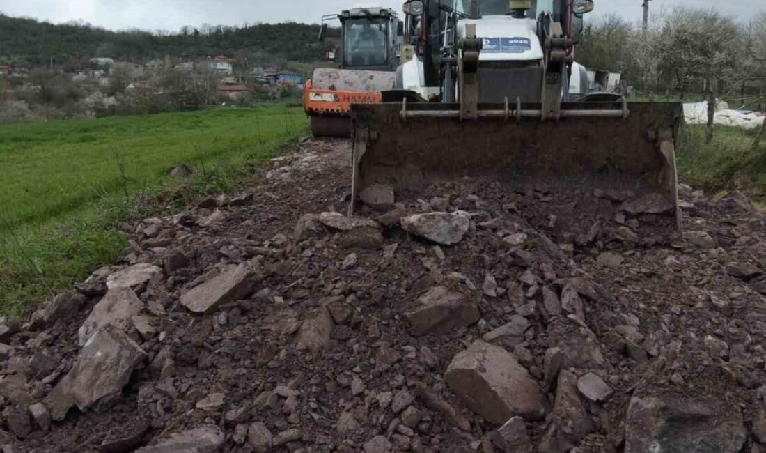 Körfez Kutluca Mahallesi Kıyırlı mevkiinde gerçekleştirilen içme suyu hattı çalışması