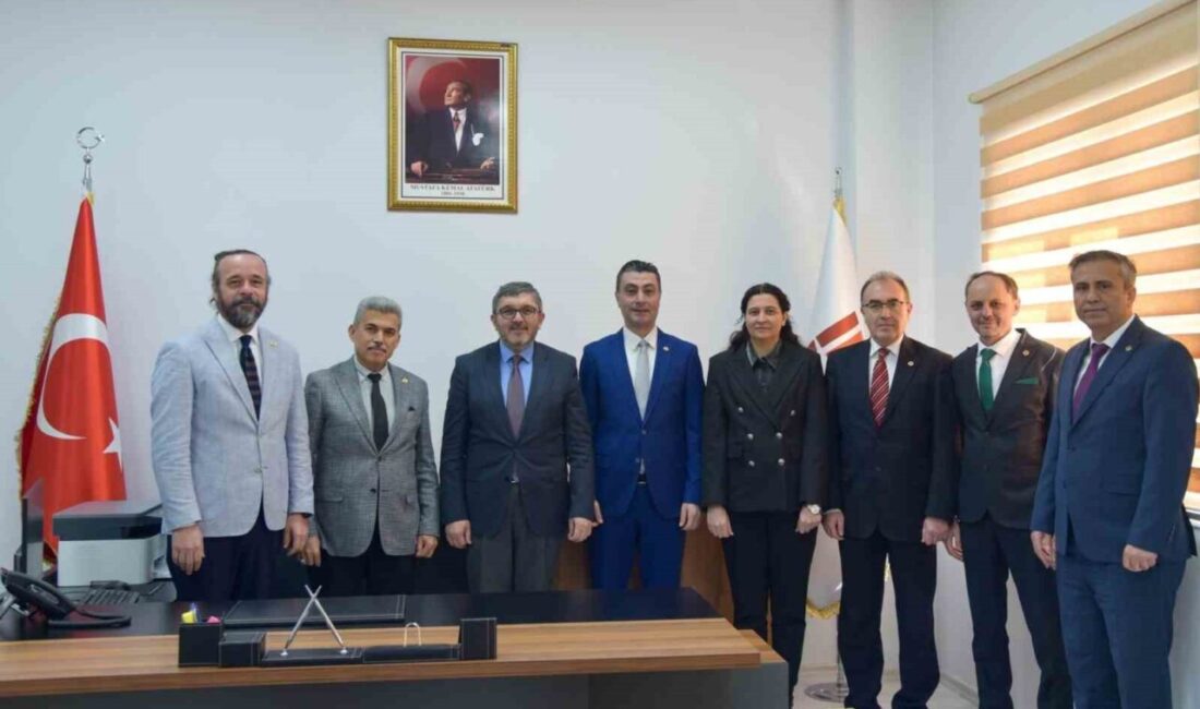 Bilecik Şeyh Edebali Üniversitesi (BŞEÜ) Diş Hekimliği Fakültesinde devir teslim