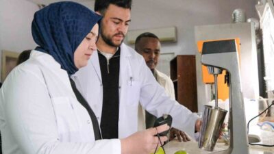 Bilecik Şeyh Edebali Üniversitesi (BŞEÜ) bünyesinde kurulan ’Analiz Laboratuvarı’, tarım