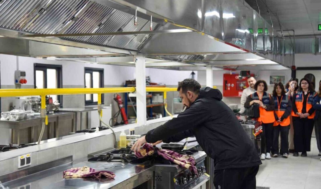 Bilecik Şeyh Edebali Üniversitesi’nde (BŞEÜ) yangına müdahale ve güvenli tahliye