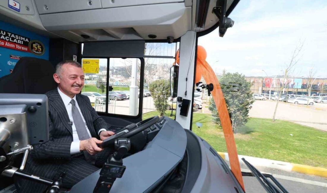 Kocaeli Büyükşehir Belediyesi araç filosuna kattığı 55 yeni nesil çevre