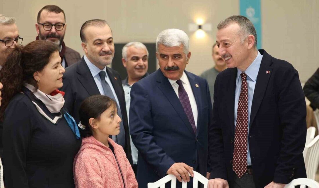 Kocaeli Büyükşehir Belediye Başkanı Tahir Büyükakın, 14 Mart Tıp Bayramı