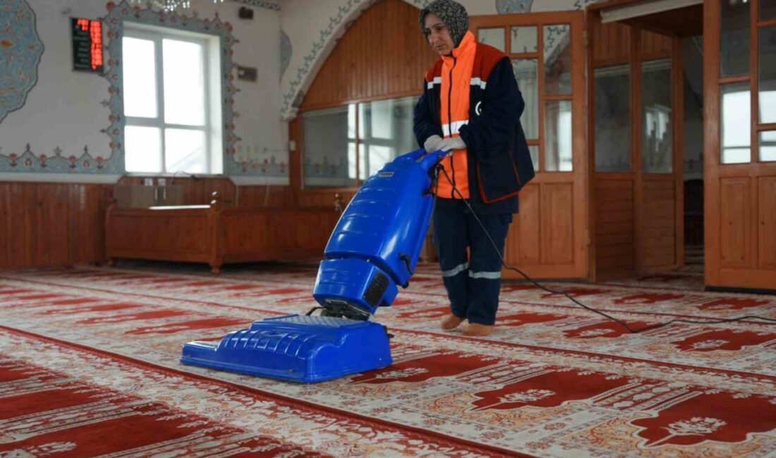 DÜZCE (İHA) – Düzce Belediyesi Temizlik İşleri Müdürlüğü ekipleri, Ramazan