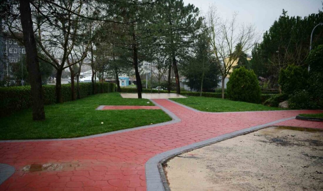 Çayırova’da park ve mesire alanlarında yürütülen yenileme çalışmaları kapsamında, Cumhuriyet