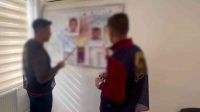 Bolu’nun Mengen ilçesinde toprağa gömülü halde bulunan kemik parçaları üzerinde