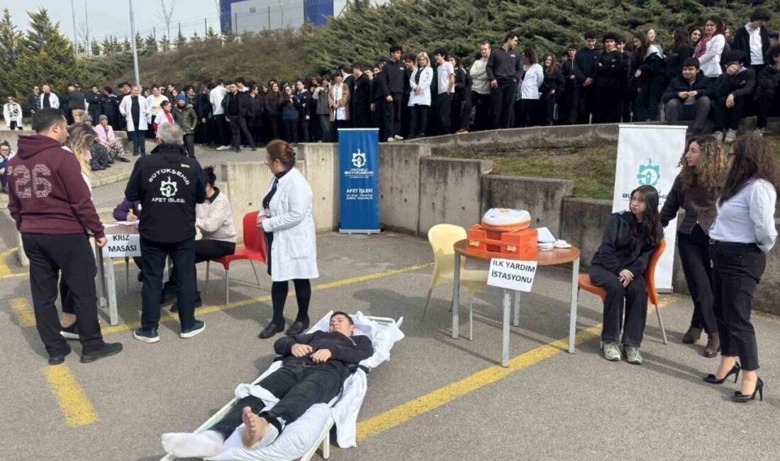 Kocaeli’de 1-7 Mart Deprem Haftası dolayısıyla düzenlenen etkinliklerde, toplumun farklı