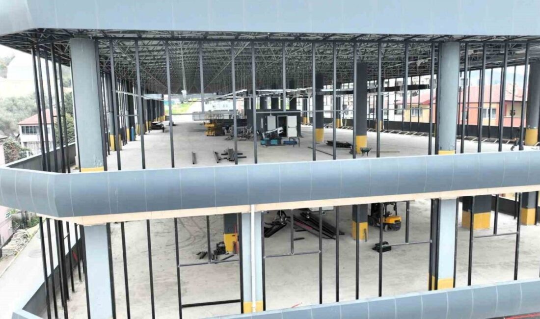 Dilovası’nda belediye birimleri tek çatı altında toplanıyor. Cumhuriyet Mahallesi’nde otopark