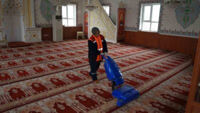 Düzce Belediyesi, yaklaşan Ramazan Bayramı öncesinde şehri daha temiz, daha