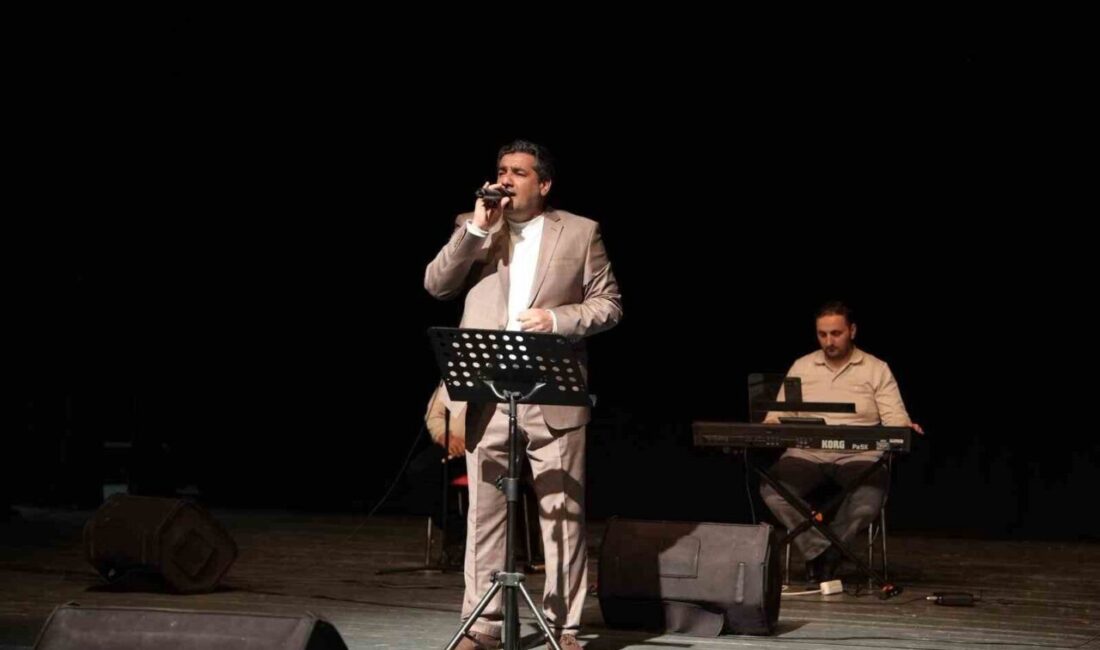 DÜZCE(İHA) – Düzce’de Ramazan ayının son günlerine yaklaşırken teravih sonrası