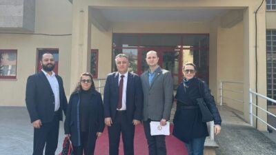 DÜZCE(İHA) – Düzce’de eczacılar, toplumsal dayanışmanın örnek bir çalışmasına imza