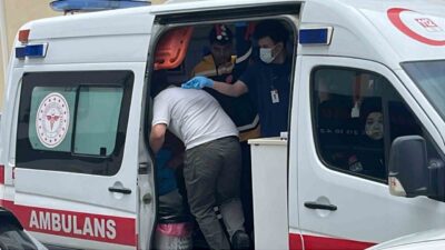 Bolu’da seyir halindeyken dengesini kaybederek elektrikli bisikletten düşen sürücü yaralandı.