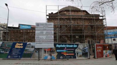 Kocaeli’nin Gebze ilçesinde Osmanlı mimarisinin örneklerinden olan 500 yıllık Tarihi