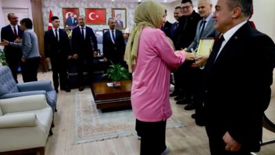 Bilecik Gençlik ve Spor İl Müdürü Ramazan Demir, kurum personelleri