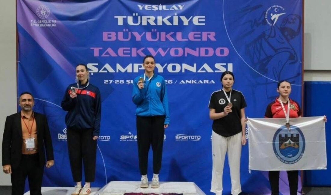 Bünyesinde 129 milli sporcu barındıran Kocaeli Büyükşehir Belediye Kağıtspor, tekvando,