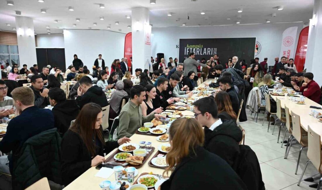 Gençlik Hizmetleri Genel Müdürü Dr. Enes Efendioğlu, Kastamonu Üniversitesi’nde düzenlenen