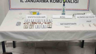 Kastamonu’da jandarma ekiplerince gerçekleştirilen uyuşturucu operasyonunda gözaltına alınan 4 şüpheliden